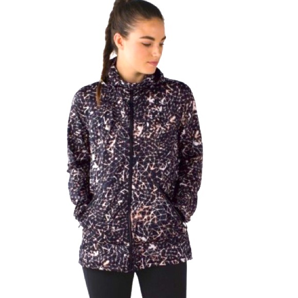 lululemon athletica Jackets & Blazers - Lululemon Miss Misty Jacket II Star Crushed Multi Size 6 EUC